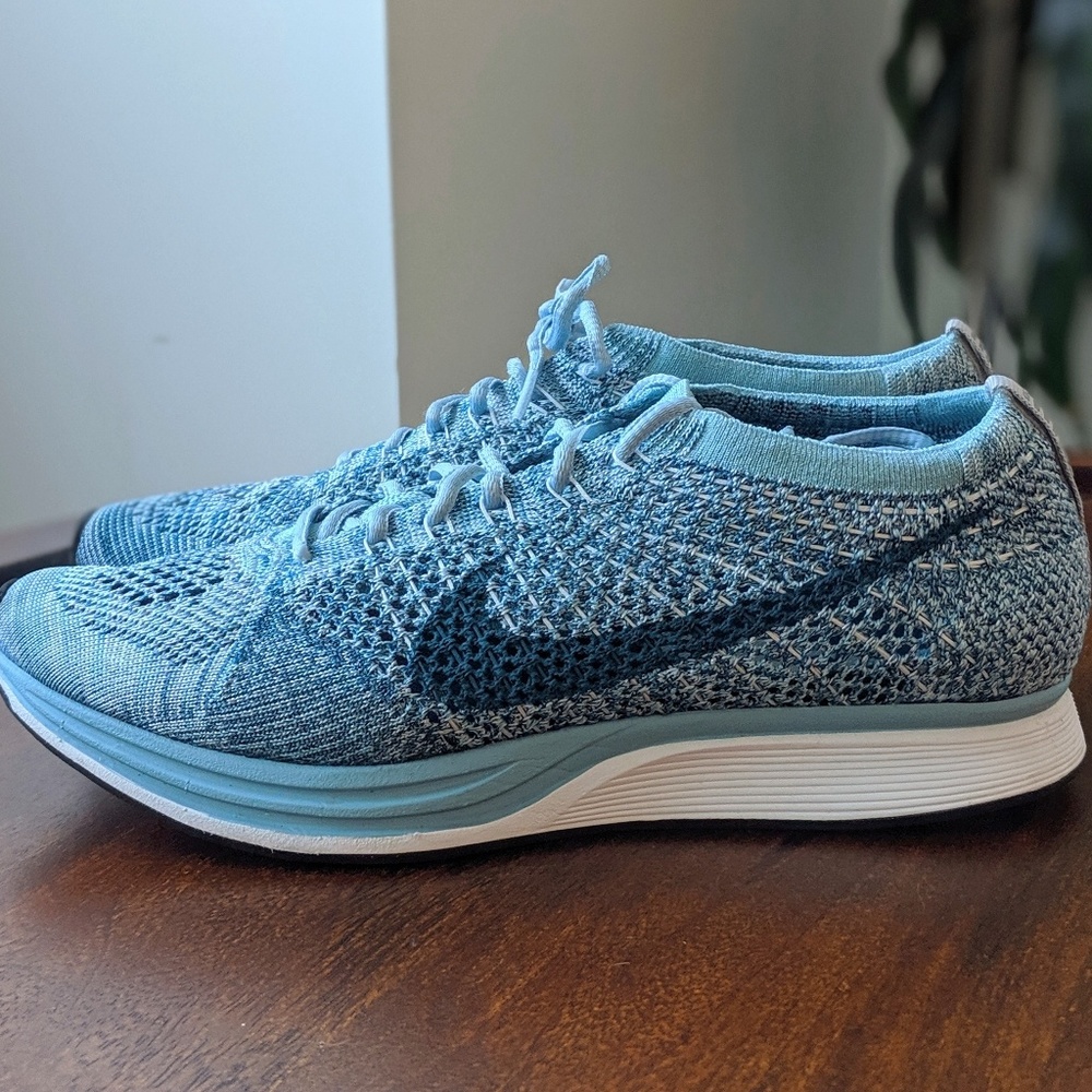 Nike Flyknit Racer Blueberry 8W 6.5M EUC